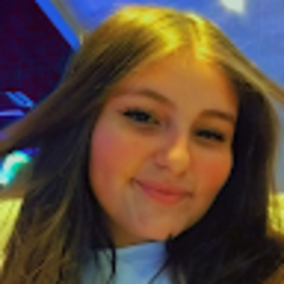 Meet your Posher, Yolanda - Picture 1 of 1